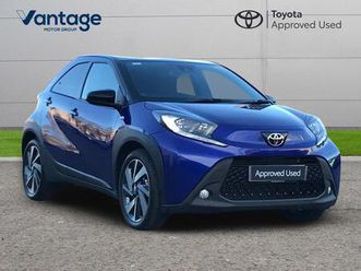 toyota aygo x edge hatchback's 1.0 vvt-i edge euro 6 (start/stop) 5dr
