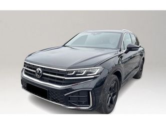 vw touareg 3.0td* r-line* head-up* distr* cam* memory*