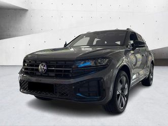 vw touareg 3.0tdi* 4m* r-line* pano* memory* distr* head-up*