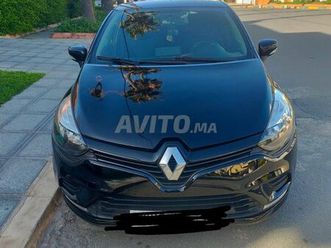 clio 4 manuelle excellente état moteur