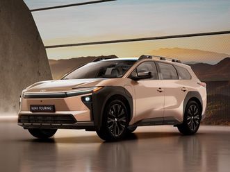 toyota bz4x touring executive 74,7 kwh awd