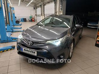 toyota avensis 2.0 d-4d, čr kombi - kombi nafta