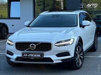 volvo v90 cross country b4d awd aut momemtum pro led-navi-acc-kamera...