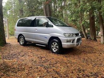 2005 mitsubishi delica chamonix – excellent condition