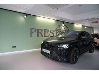 q3 rs 2.5 quattro s-tronic