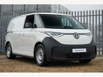 pro 79kwh commerce auto 5dr