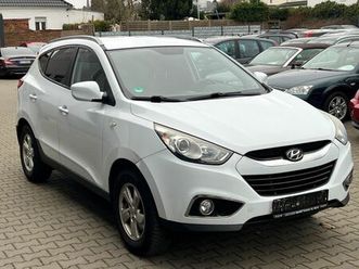 hyundai ix35 2.0 120kw comfort - pdc - shz - tüv+öl neu