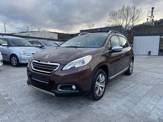 peugeot 2008 allure 1,6 e-hdi automatik / ahk /led