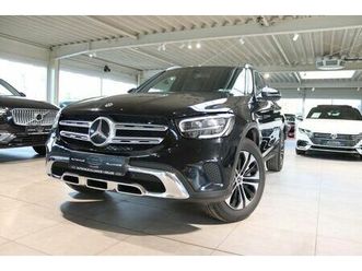 mercedes-benz glc300de 10/21 1hd at 4m mbux ahk pano hu neu