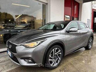 q30 2.2d premium tech awd 170cv dct