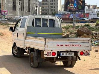 kia bongo double cabine automatique gasoil - cité damel | expat-dakar