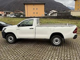 toyota hilux 2.4d 4x4 canton tessin - tutti.ch