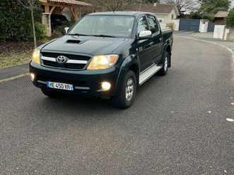 toyota hilux 3.0l d4d