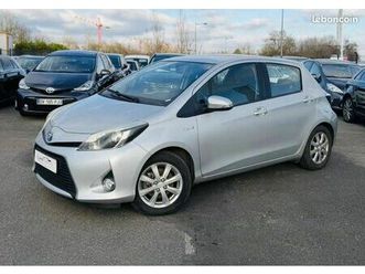 toyota yaris iii 1.5 hybrid 100h business