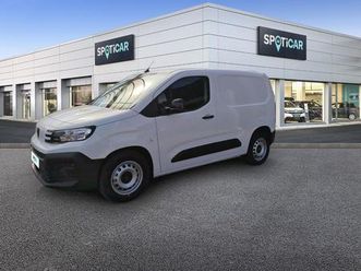 e-partner fourgon m 800 kg 136 ch batterie 54 kwh