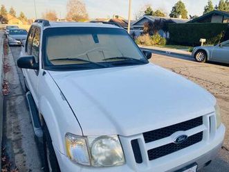 ford explorer sport trac pick up 4 door
