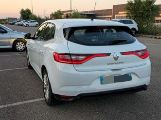 megane iv 115ch 1.5l société 2 places