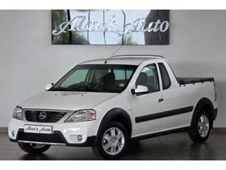 2021 nissan np200 1.6 se