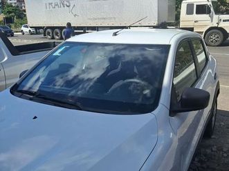 renault kwid intense 1.0 flex 12v 5p mec. 2021