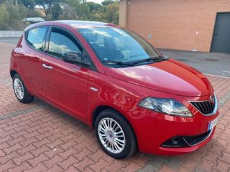 lancia ypsilon hybrid ok neopatentati