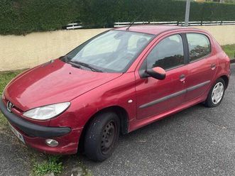 peugeot 206 2l hdi à réparer