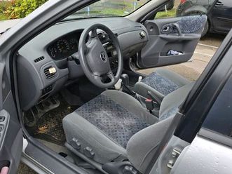 mazda 323f 1999bj tüv bis 09.2026 mit panoramadach