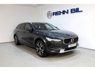 d4 awd momentum advance plus läder 20 190hk