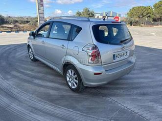 toyota - corolla verso 1.8 vvti luna