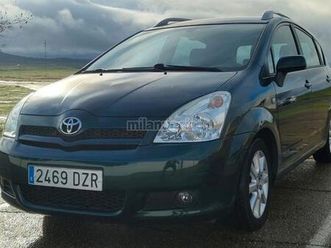 toyota - corolla verso 2.2 d4d 136cv sol