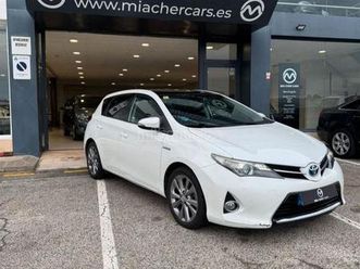 toyota - auris hybrid advance