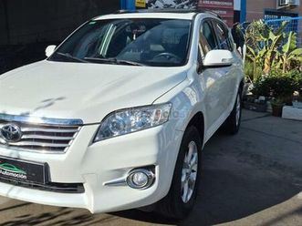 toyota - rav4 2.2 d4d advance 4x4