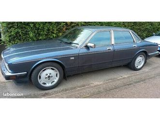 daimler (jaguar) xj40 3.6