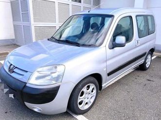peugeot partner 1.6i combi plus