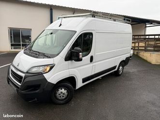 ? peugeot boxer fg 335 l2h2 2.2 bluehdi 140ch asphalt – 1ère main ?