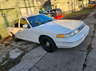 1997 ford crown victoria police interceptor