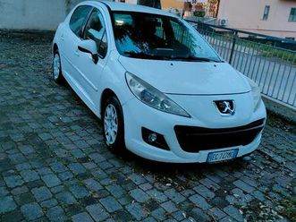 peugeot 207 autocarro neopatentati