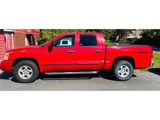 2006 dodge dakota slt - low mileage 71k