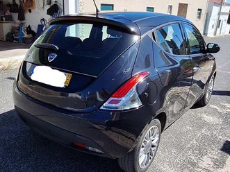 lancia ypsilon 1.2 abril/13