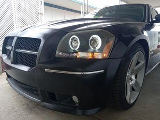 2006 dodge magnum srt-8