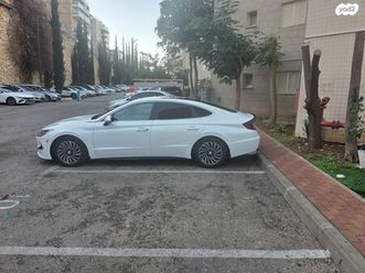 prestige היברידי אוט׳ 2.0 (192 כ״ס)