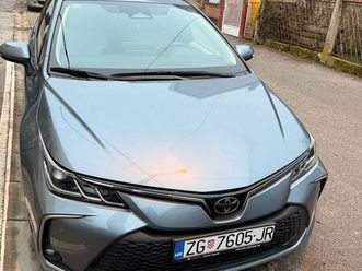 toyota corolla sedan luna 1,5 vvt-i automatik, 2024 god.