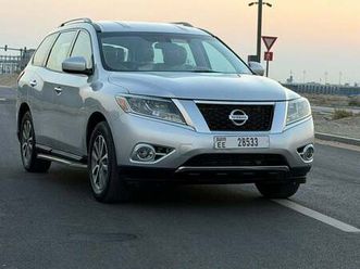 nissan pathfinder excellent condition inside and outside