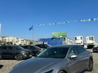 premium היברידי אוט׳ 2.0 (192 כ״ס)