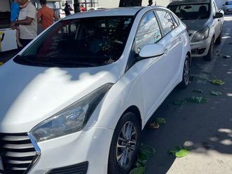 hyundai hb20s c.plus/c.style1.0 flex 12v mec. 4p 2015