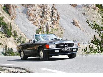 mercedes 300 sl w107 - 1988