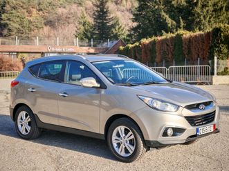 hyundai ix35 2.0i нави* камера