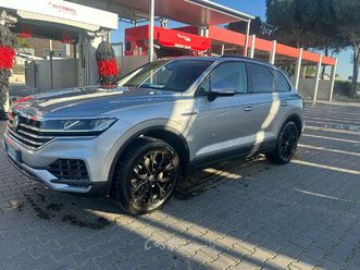 tenuta sempre in garage