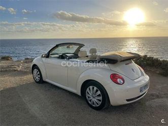 volkswagen new beetle 1.6 red edition cabriolet