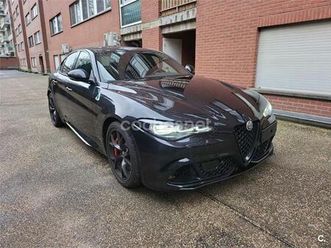 alfa romeo giulia 2.9t v6 quadrifoglio at