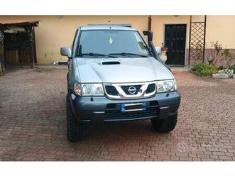 nissan terrano 3.0 154 cv tenuto da amatore